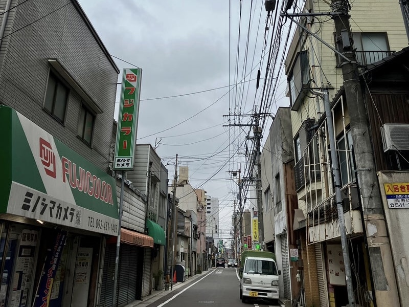 博多近くにある美野島の街並み。観光地化されていない落ち着いた雰囲気の住宅街