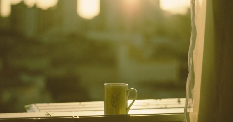 外を眺めながらのコーヒータイム