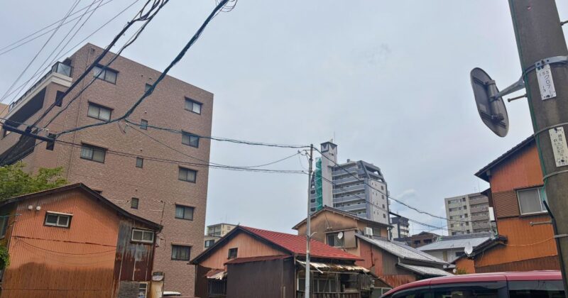 福岡市東区箱崎の住宅街 2026年5月撮影